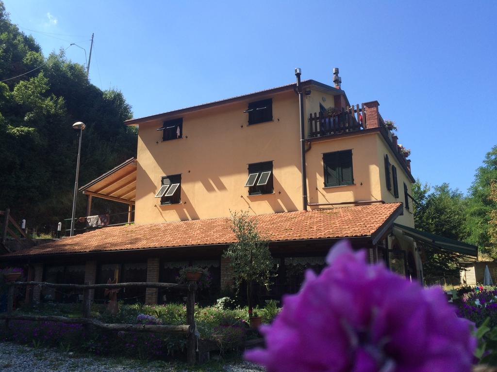 Agriturismo La Taverna Del Nonno 보르조나사 외부 사진